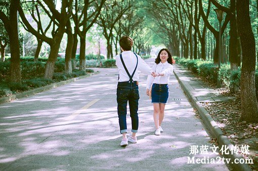 校園愛情微電影怎么拍