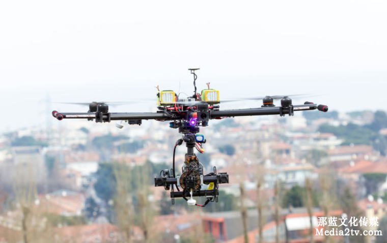 航拍無人機(jī)